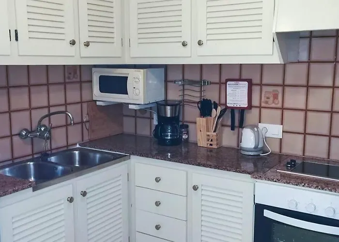 Bord De & Piscine A Son Bou - / 4 Pers