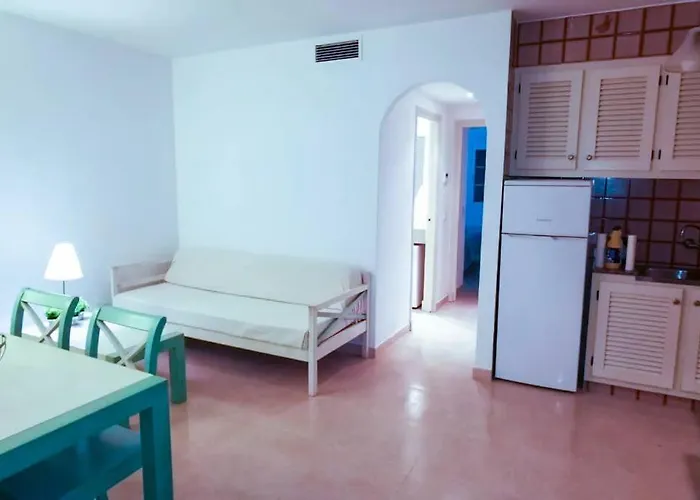 Bord De & Piscine A Son Bou - / 4 Pers