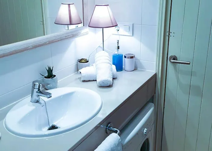 Bord De & Piscine A Son Bou - / 4 Pers