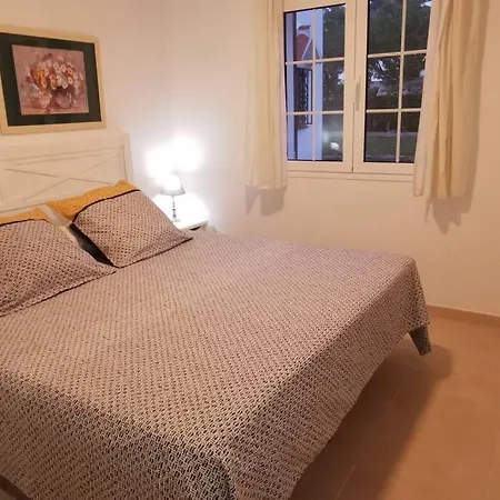 Bord De & Piscine A Son Bou - / 4 Pers Apartment *